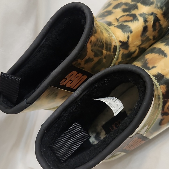 UGG Classic Clear Mini Panther Boots (W Size 7) - Picture 11 of 14